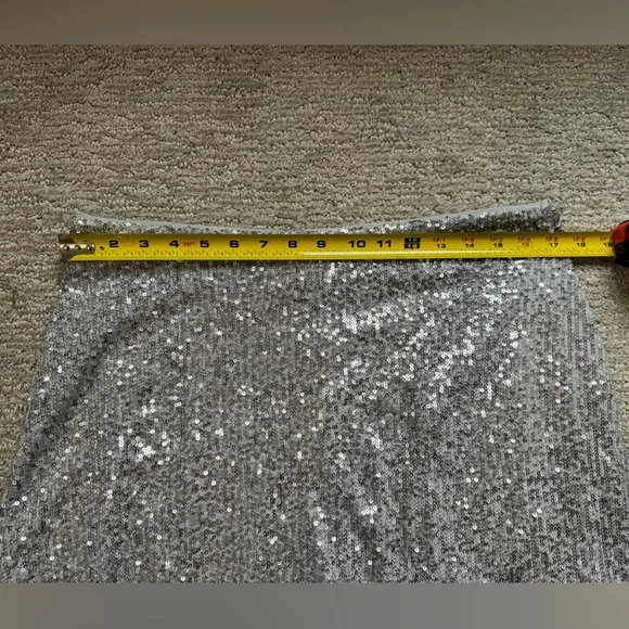 Abercrombie & Fitch Silver Sequin Skirt with Short - Picture 5 of 6